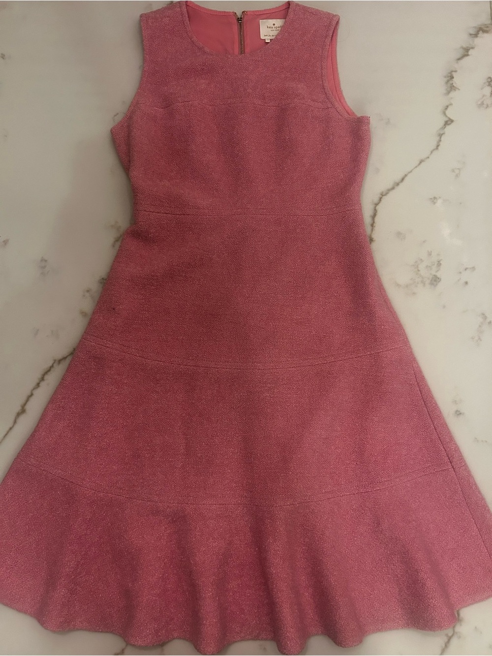 Kate Spade New York Pink Tweed Dress
Preppy Style Barbie Core Flowy Bottom 🎀
